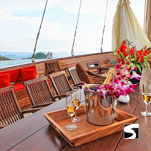 Romantic sunset boat tour with Buffet - kohsamui.tours